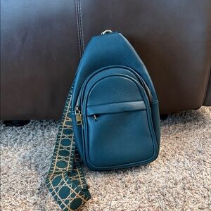Stylish Green Sling Bag